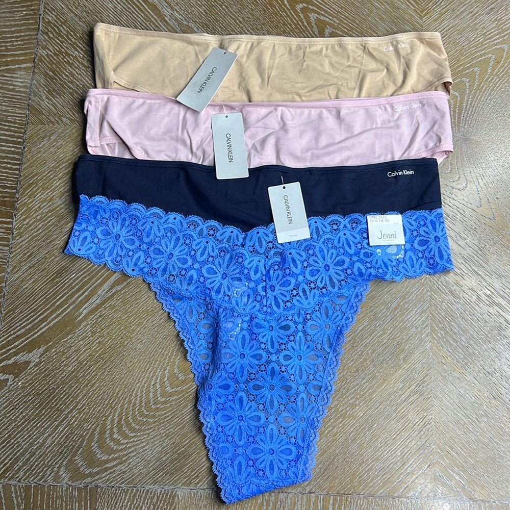 CALVIN KLEIN Plus Size Set of Three Panties + Bonus Lace Thong 2X
